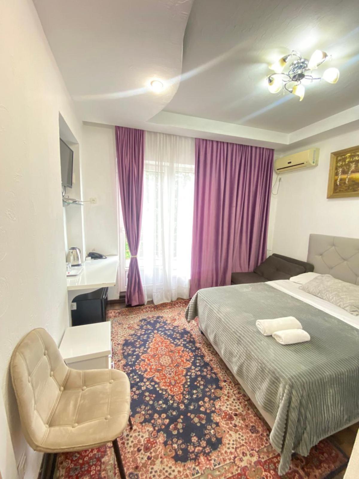 Bella Donna Hotel Chisinau Luaran gambar